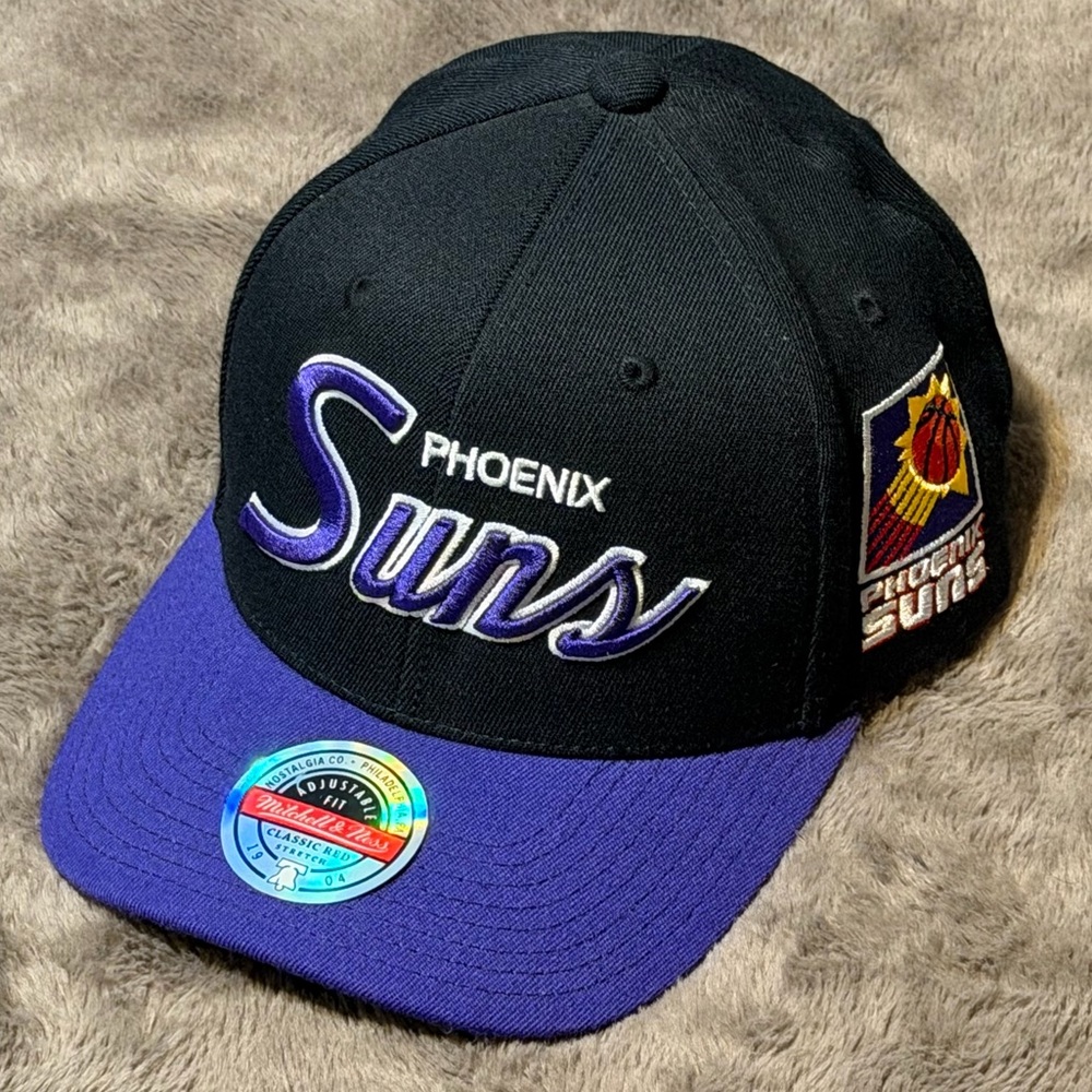 NWT - Mitchell & Ness Black Phoenix Suns MVP Team Script 2.0 SnapBack Hat